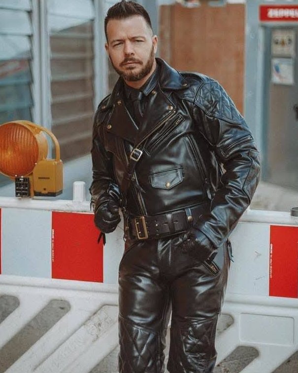Frank Kolt Leatherman 29K tweet media