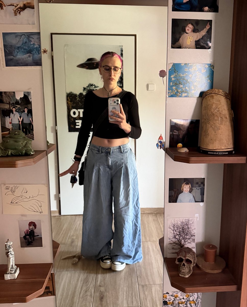 martina ♌︎ tweet media