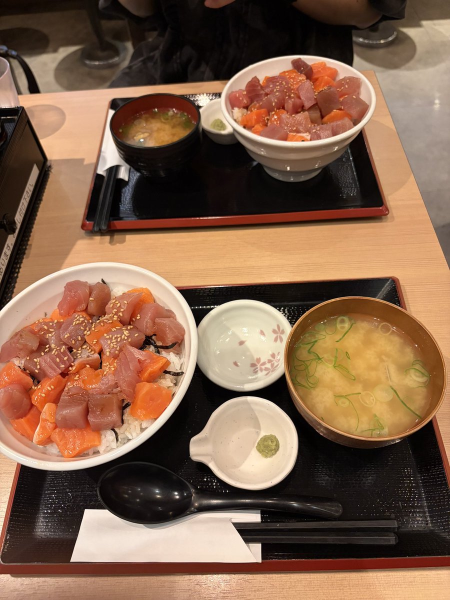 とぅるえん tweet media