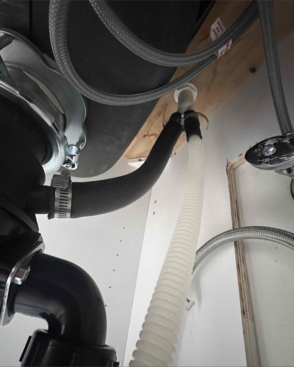 draintownrooter's tweet photo. Another successful job completed by the Drain Town Rooter team 💪 Our crew recently handled an air gap and full drain rebuild in Huntington Beach, ensuring everything flows smoothly and safely. https://t.co/WUhgEC2nc7