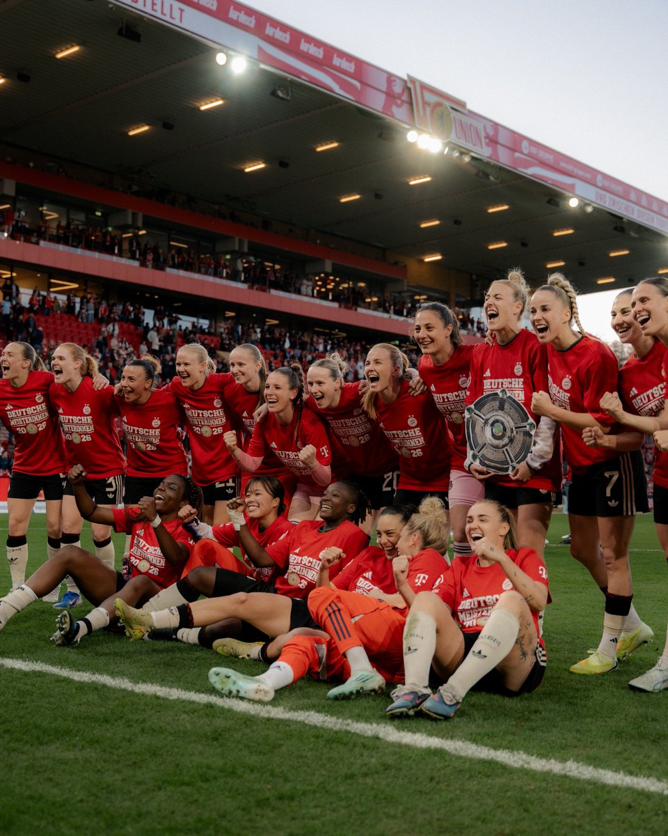 FC Bayern Frauen tweet media
