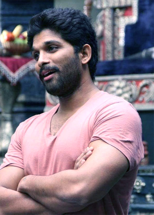 flawsomedamsel's tweet photo. @alluarjun 💕 https://t.co/V71f9jXKl8