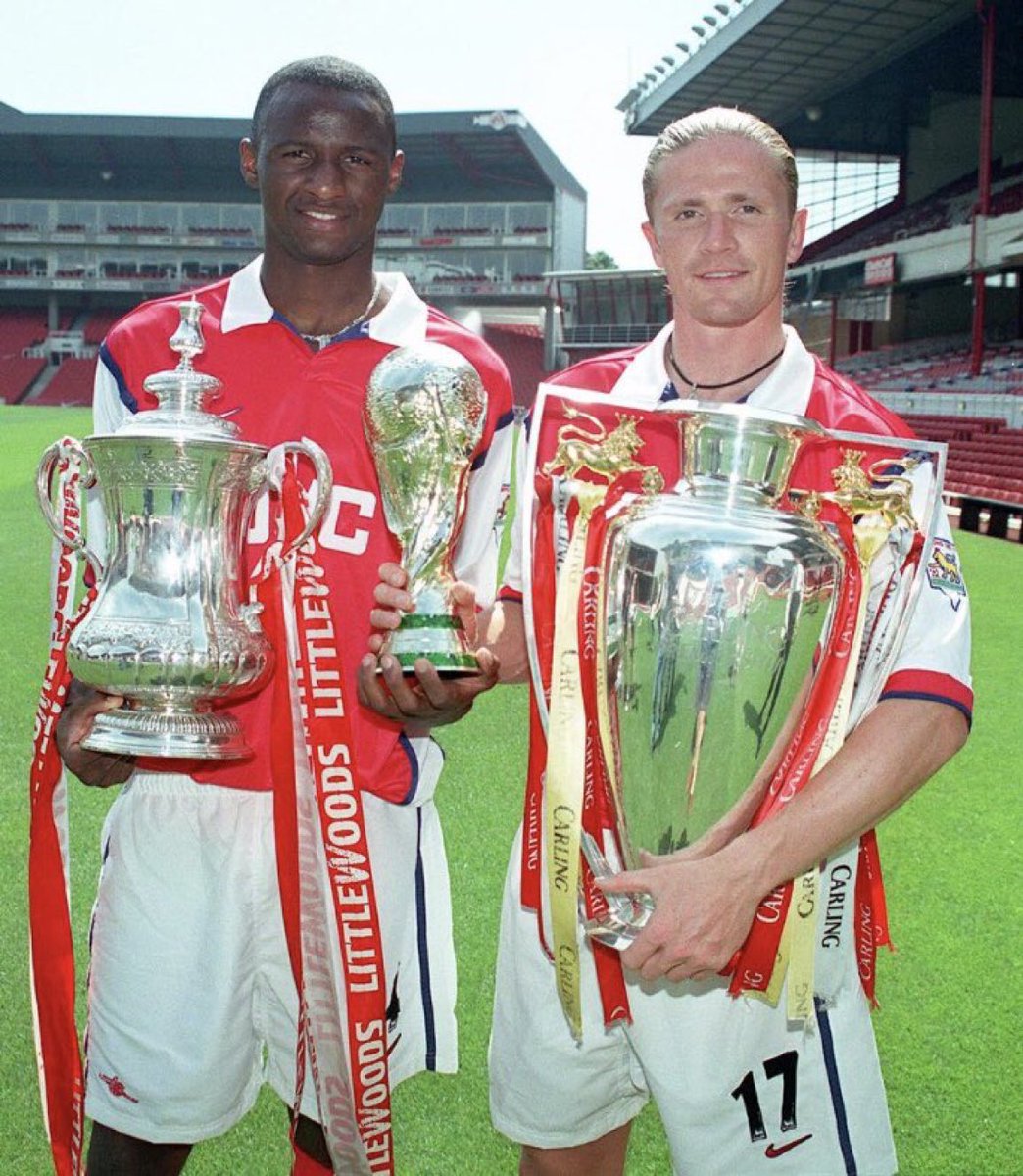 Throwback Arsenal tweet media