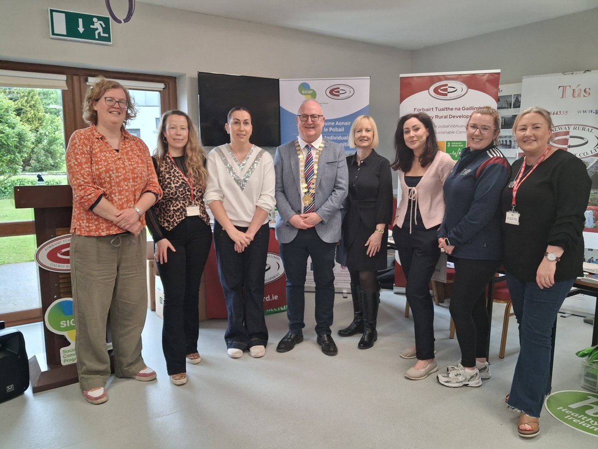 galwayruraldev's tweet photo. Buíochas le Cathaoirleach Chontae na Gaillimhe, Comhairleoir David Collins, as tacú le himeacht Sláinte agus Folláine Lackagh. #GSP #HSE #GRD #SICAP https://t.co/mCO82KX5Zy