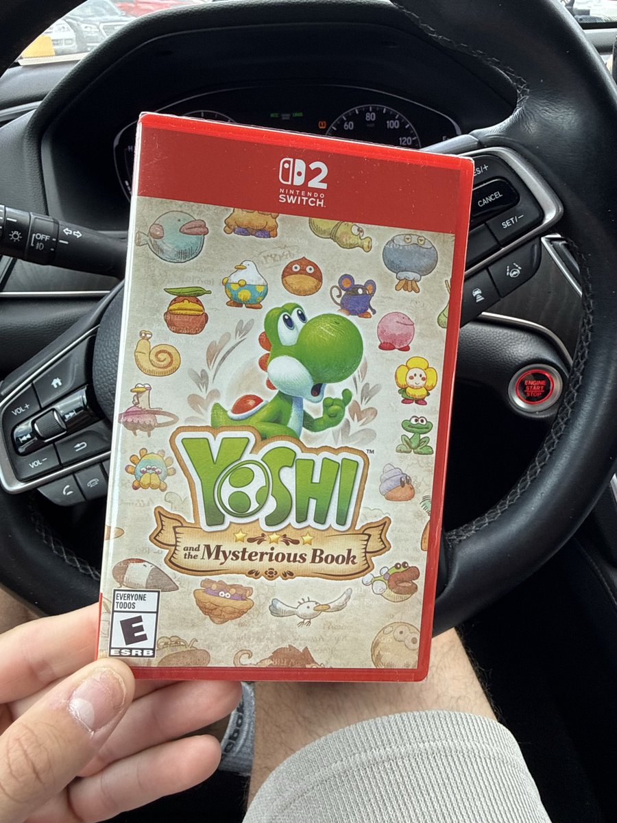 mrjackle67's tweet photo. Yoshi and the fuckin book https://t.co/0lIfnbcojd