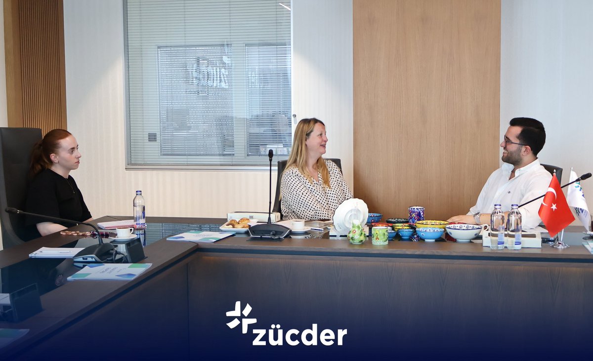 ZÜCDER tweet media
