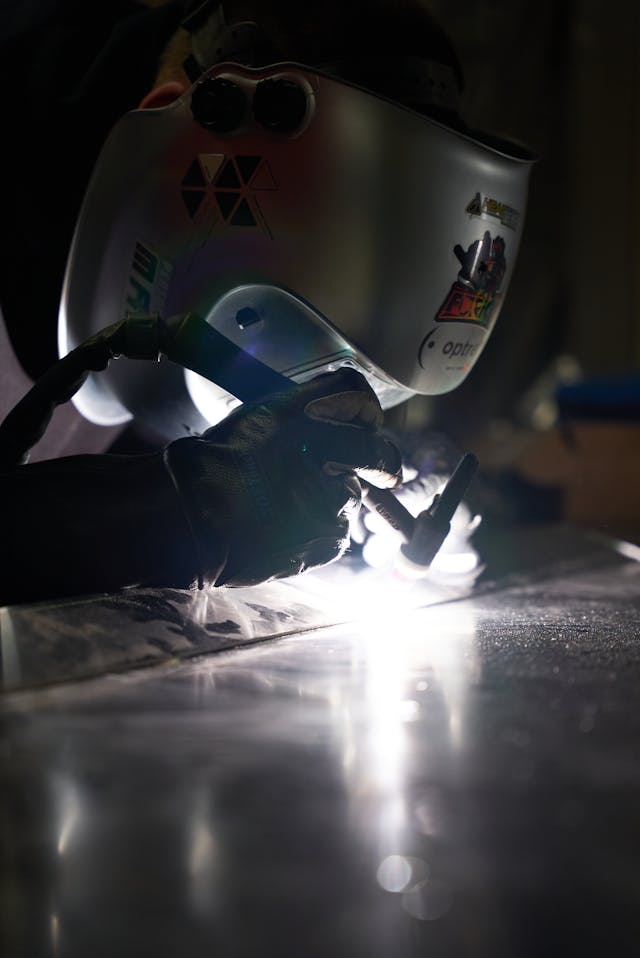 JJMachining's tweet photo. #ProTip: Regular inspections can catch small cracks before they turn into major failures. A quick check today can save you time and money tomorrow. https://t.co/XQccX5MlOM