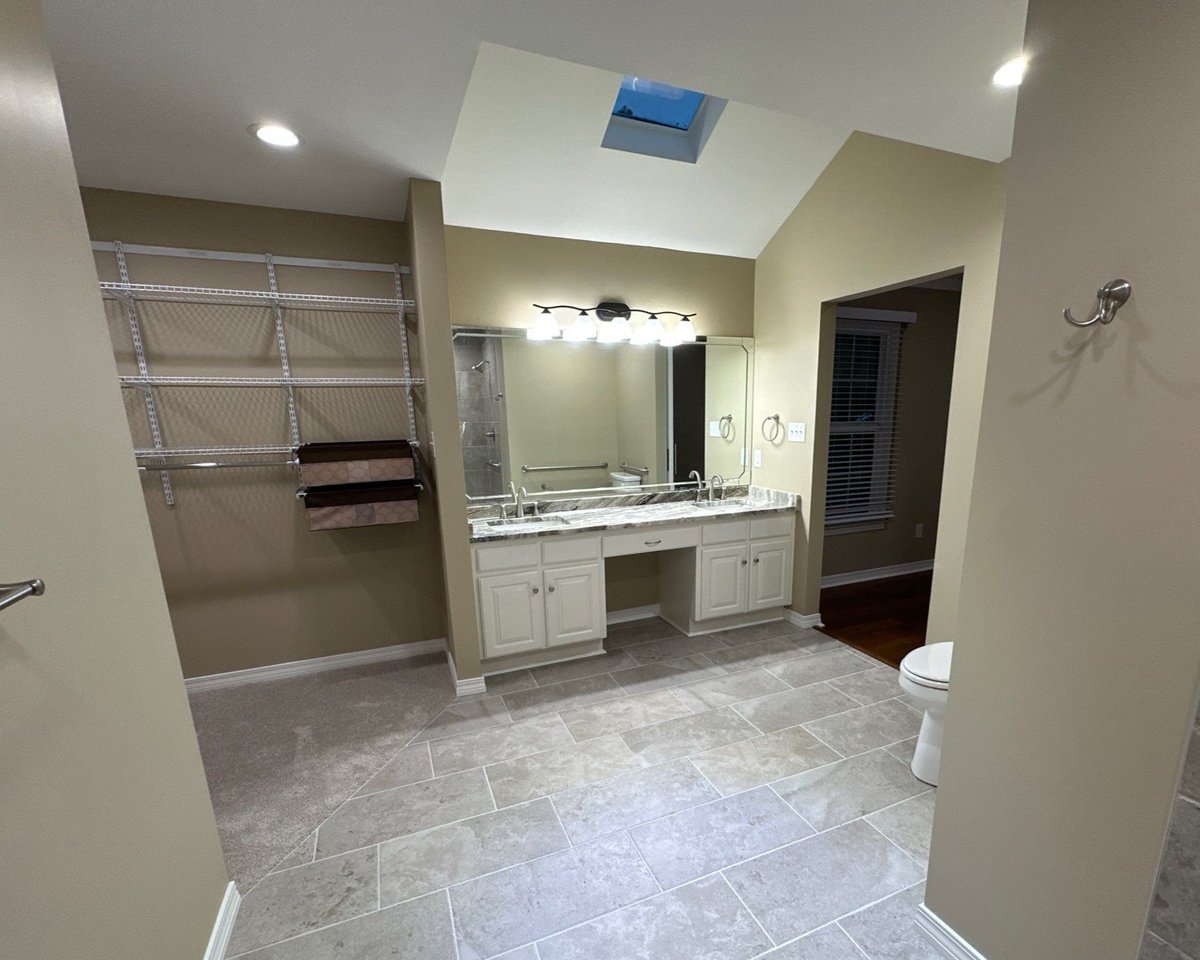 wisebuildersrnr's tweet photo. Just wrapped a full SAH grant renovation for a veteran in Mobile, AL. 🏠

From a fully accessible master bath and bedroom to a whole-home generator and ADA-compliant ramps — this home is built for comfort and independence. 

#WiseChoice #Renovation #Remodel #ADACompliant #Veteran https://t.co/RR6tcxw3ds