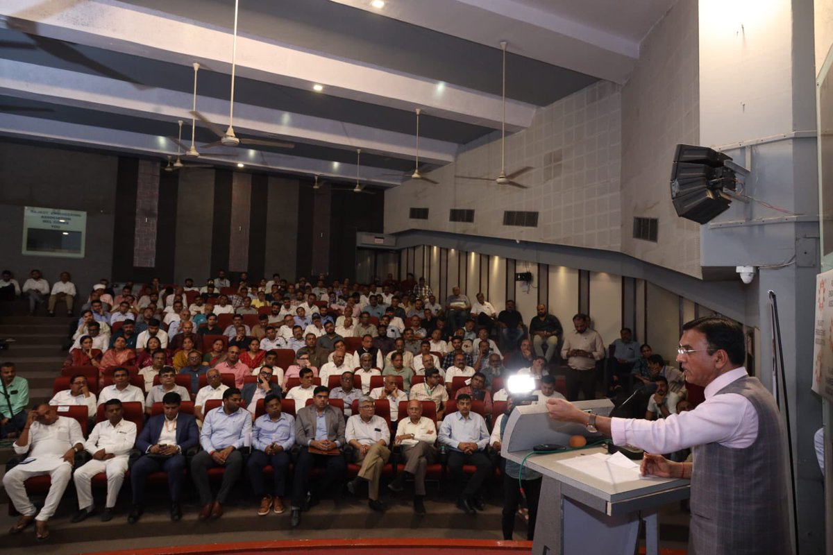 Dr Mansukh Mandaviya tweet media