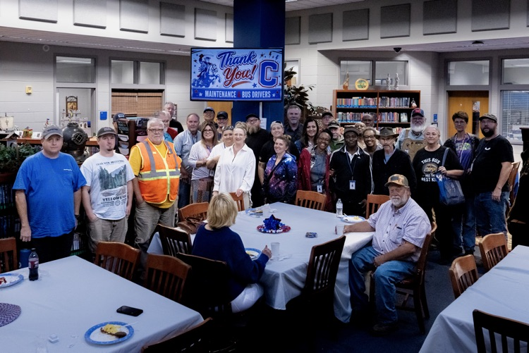 clevecityschool's tweet photo. Today we celebrated our Maintenance Team and Bus Drivers with breakfast courtesy of Eggs Up Grill! 💙 Thank you for all you do for CCS, and thank you to Cleveland Middle School for hosting.

Photo Courtesy: Ms. Kari Jo Harris
#BuildingChampions #BuildingCommunity #ChooseCleveland https://t.co/doWdDpzrJ8