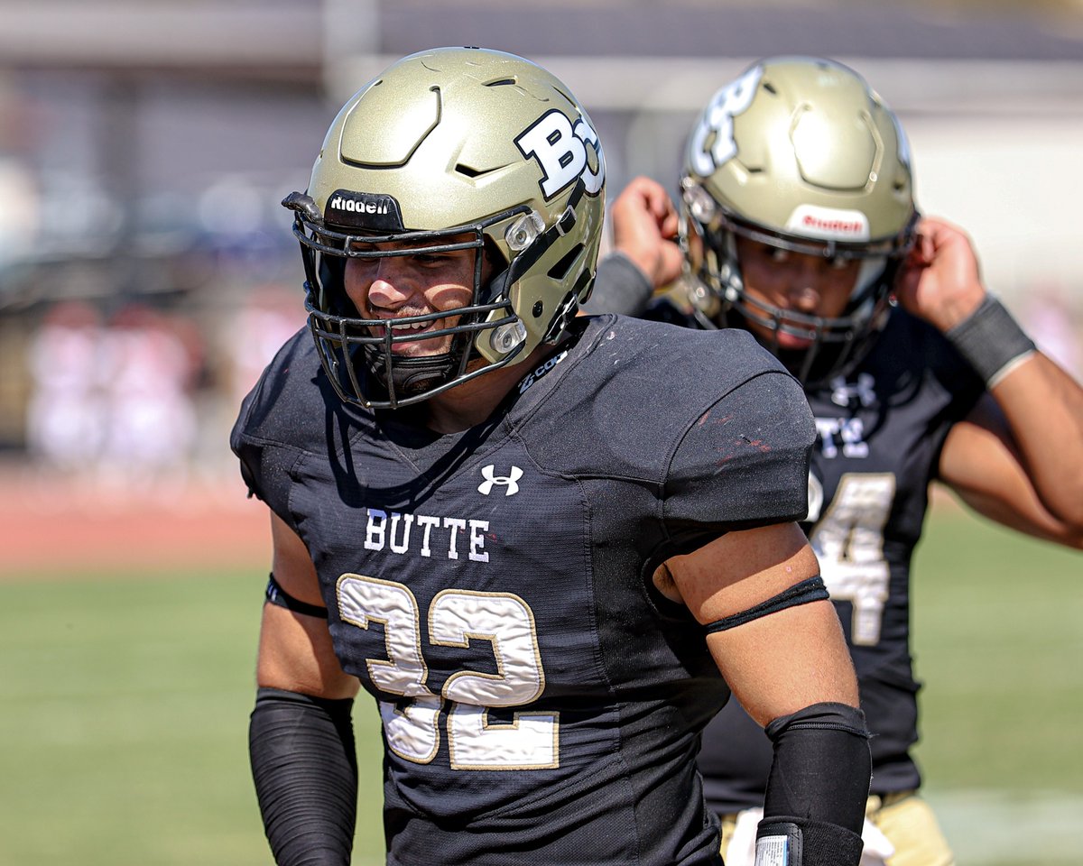 ButteFootball's tweet photo. Your Roadrunners capped Spring Ball off with a showcase. Thanks to everyone who came out to support the team. #BCPride
https://t.co/5A2BPE8qH9 https://t.co/Od6PuyeYN4