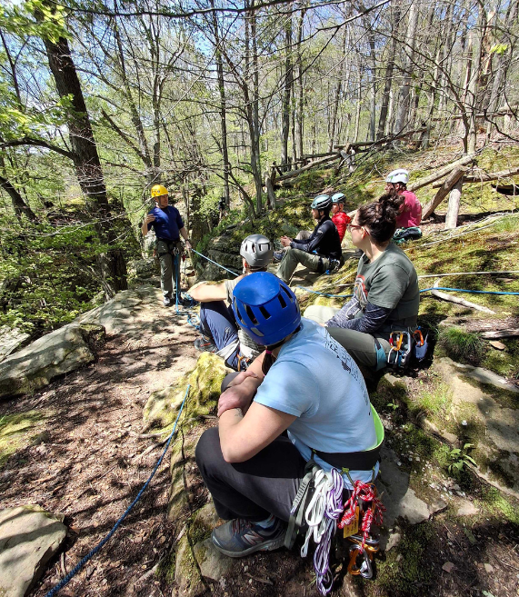 R2CFoundation's tweet photo. Big shoutout to our staff for completing Professional Climbing Instructors Association (PCIA) Outdoor Rock-Climbing Training! 🧗‍♀️ Some of our climbing staff, including Courtney, Sarah, and Erin completed three long day days of PCIA training. We're SO proud of their hard work!💙 https://t.co/rpi25nRsJa