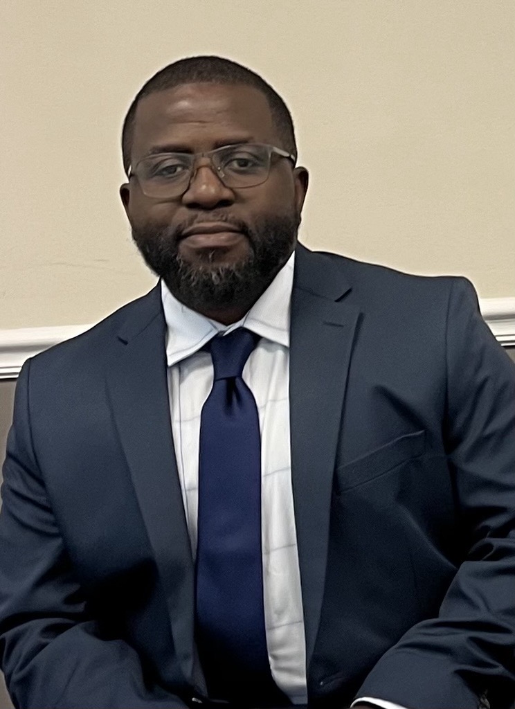AFathersPlace's tweet photo. #HAPPY #BIRTHDAY to Willis! 🥳 We are so #thankful to have you be part of the fatherhood movement, and couldn't make strides to our #mission without you. Today may not be your actual birthday, but we wanted to make you feel #special because this is your month! 😎 https://t.co/RdlwkE4H9Y
