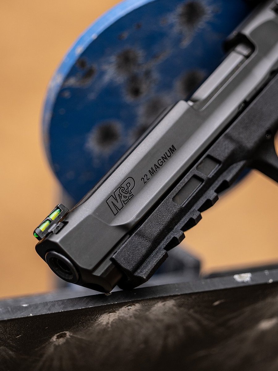 Smith & Wesson Inc. tweet media