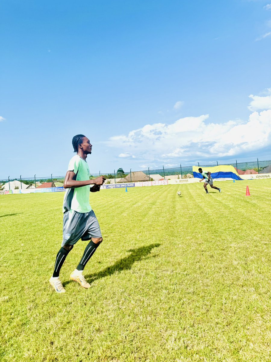 YOUNG APOSTLES FC tweet media