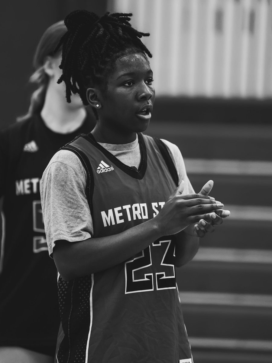 MN Metro Stars tweet media