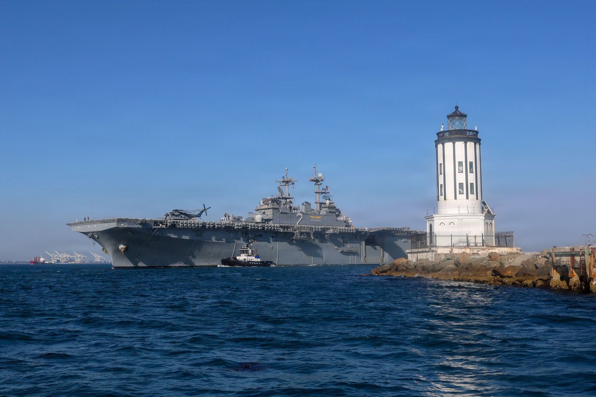 U.S. Navy tweet media