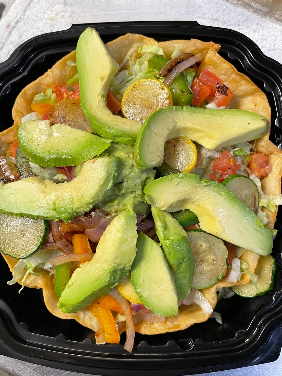 chicksnsalsa's tweet photo. Looking for a hearty #vegetarian lunch? Try our Veggie Taco Salad for big bold Baja flavor! 🌮 #MexicanFood #Foodie

https://t.co/SYwD4bYdm5 https://t.co/gIdMyUNeaH