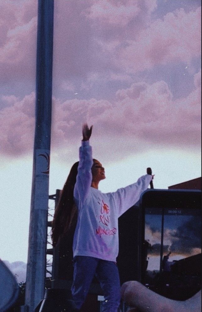 oneluvsbutera's tweet photo. no matter how much time passes, i’ll never have the words for the strength Ariana showed. 23 years old and she carried herself with grace and bravery beyond her years in a situation that nobody of any age could imagine dealing with. forever indebted to her.
our honorary manc 🫶🏼 https://t.co/mqQwrcjQ6h