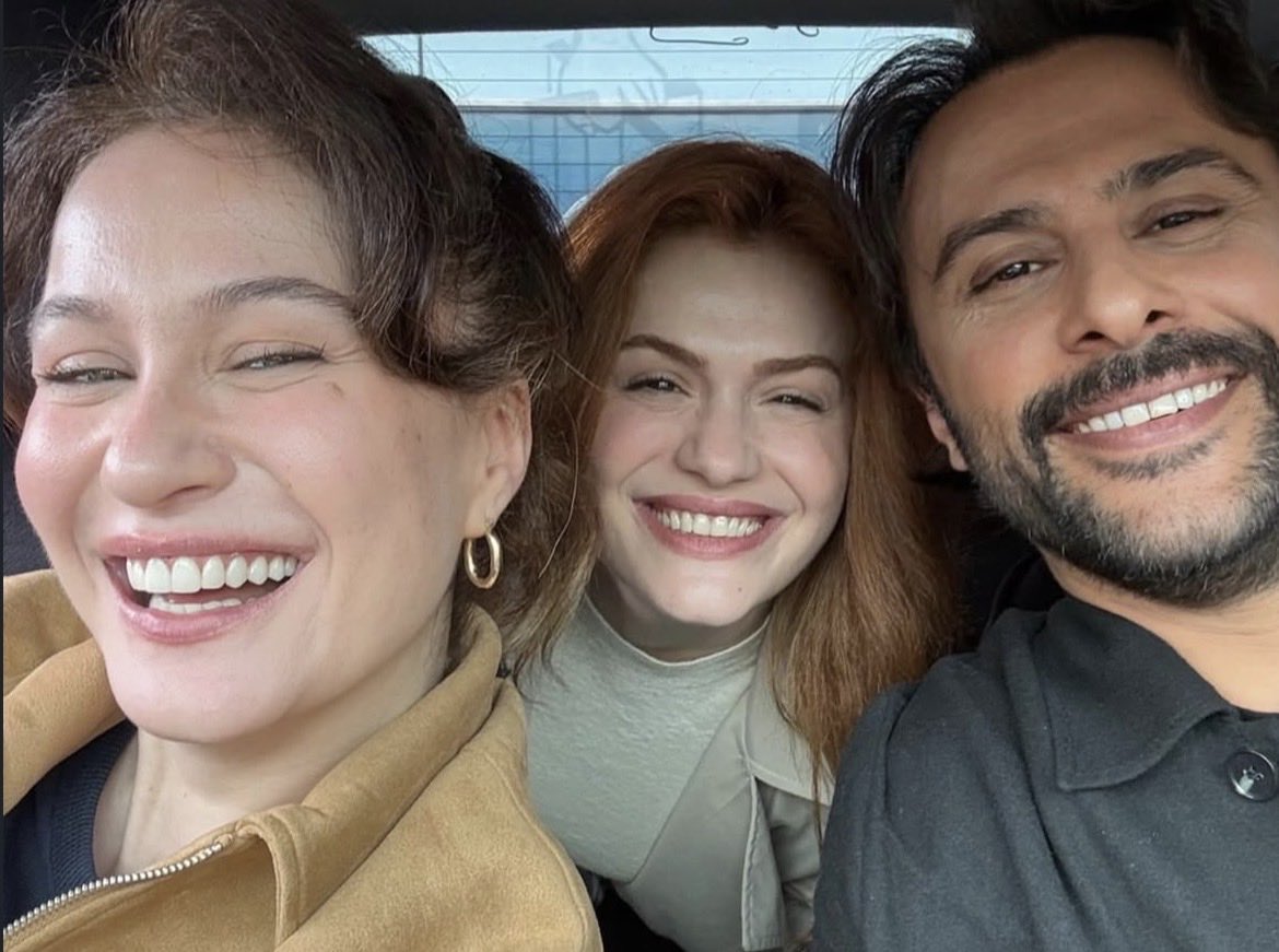 Lyra tweet media