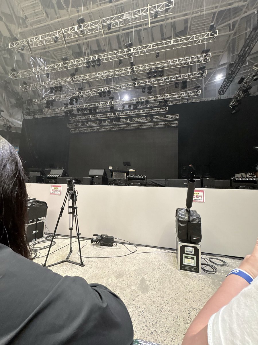 りお tweet media