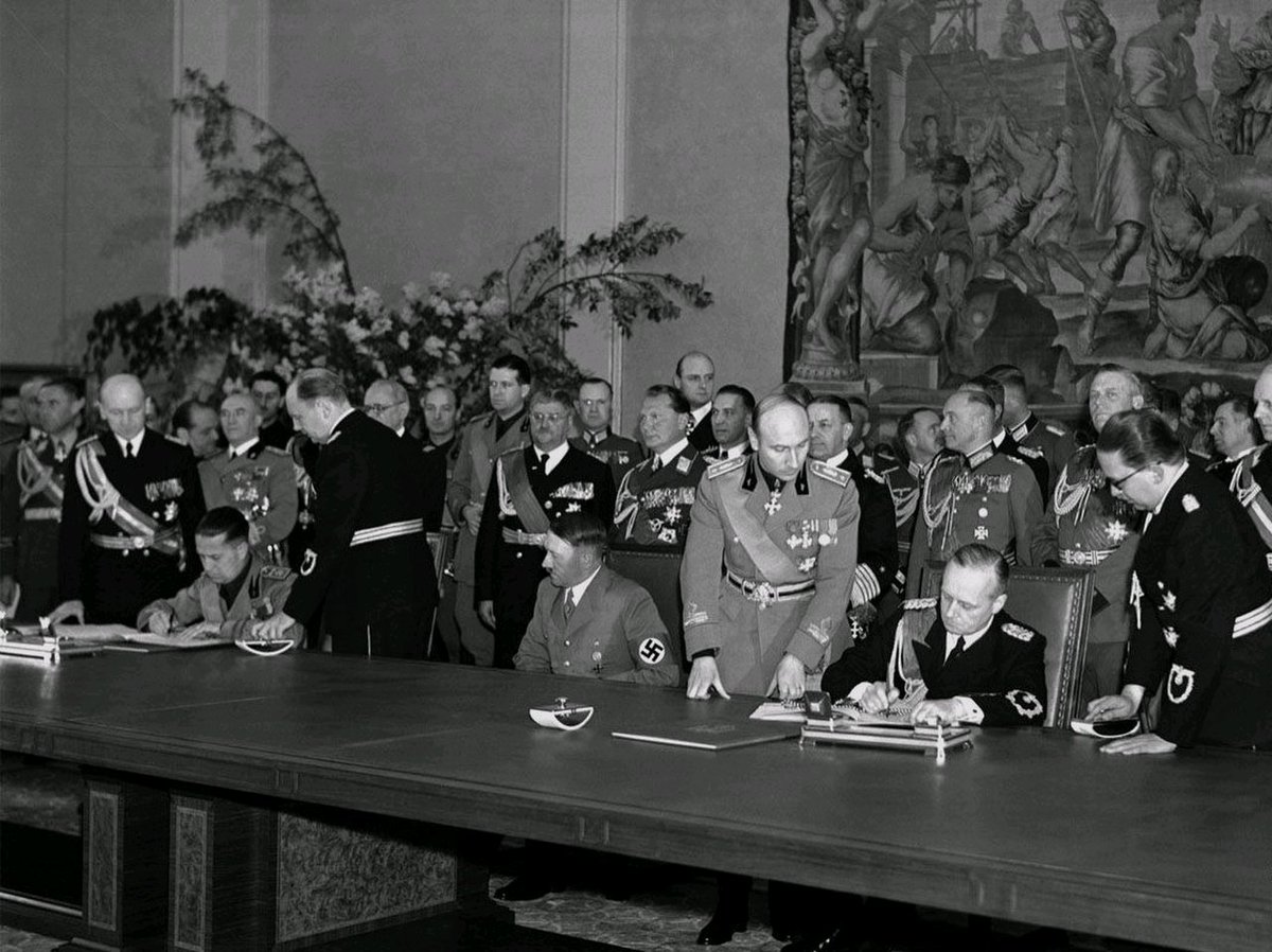 germanshepard8's tweet photo. #22maggio 1939 – Germania e Italia firmano il #Patto d'#Acciaio.
#storia https://t.co/7VUsFEVxjb