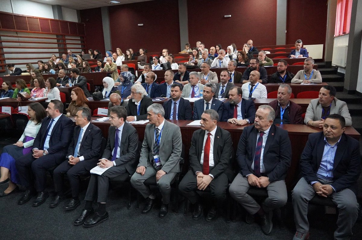 AMASYA ÜNİVERSİTESİ tweet media