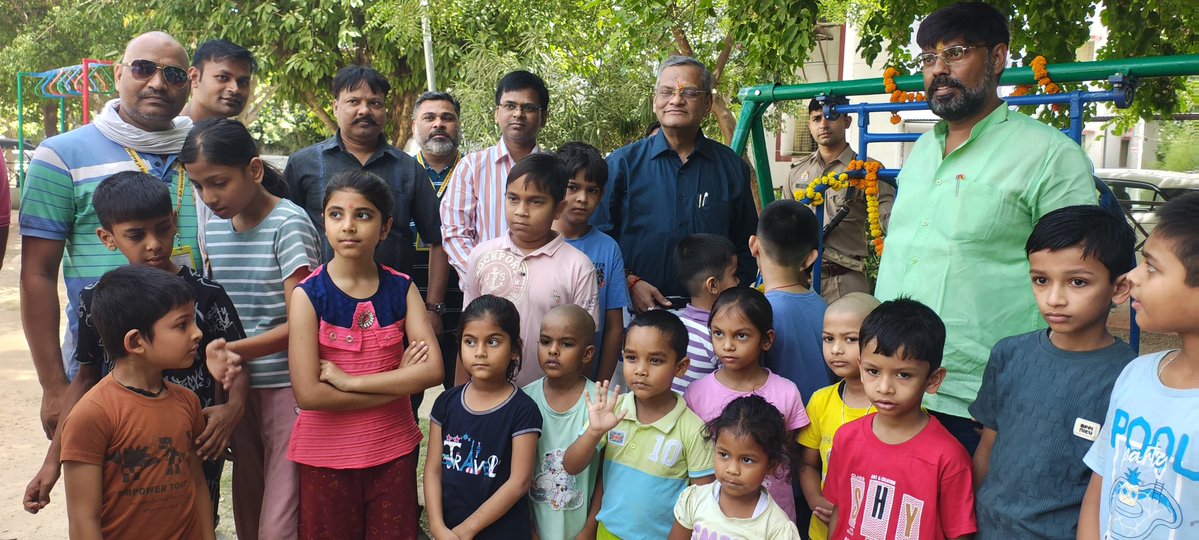 UPUMS, Saifai, Etawah tweet media