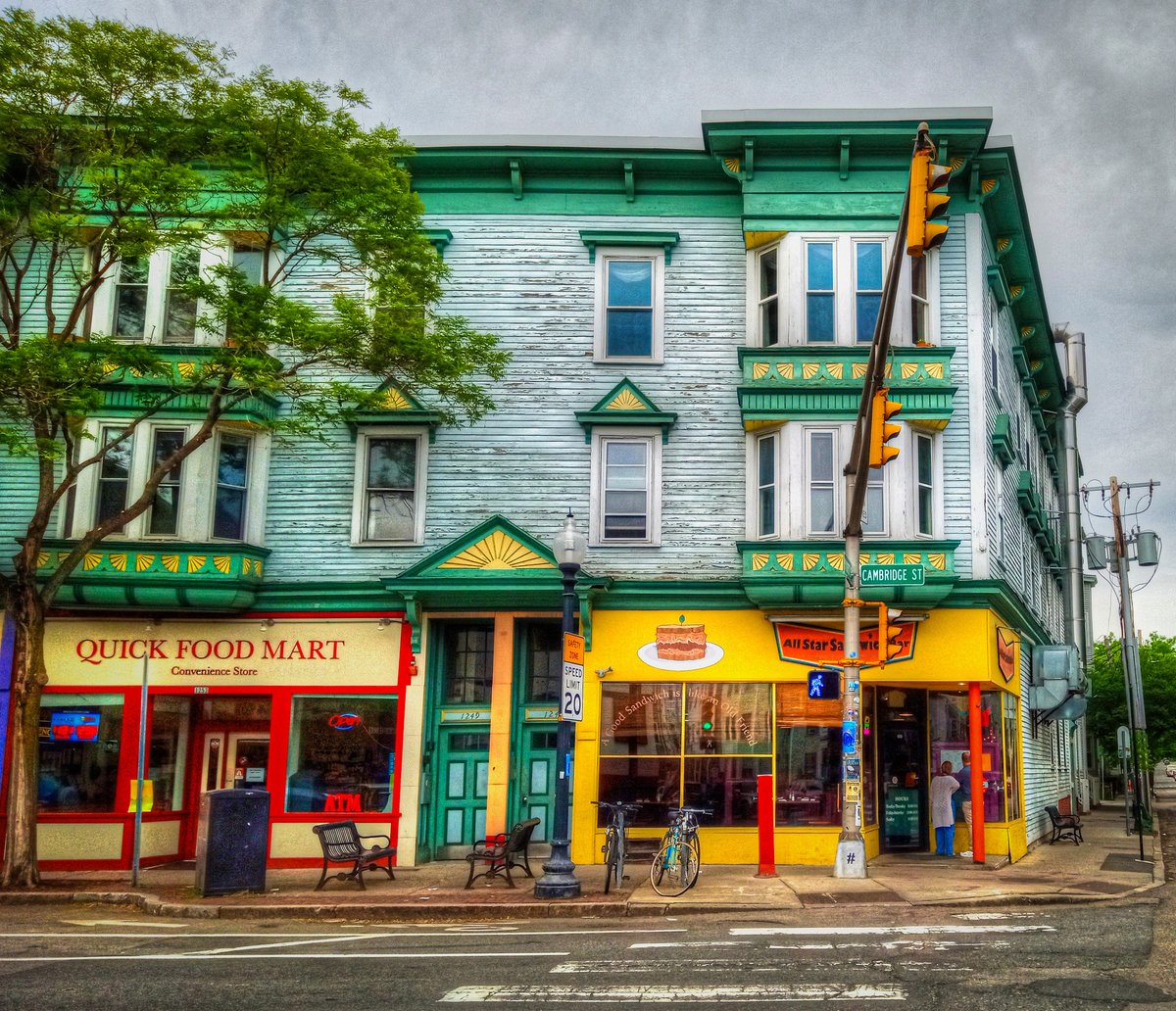 paulsportrait's tweet photo. #InmanSquare #CambMA https://t.co/dwDiePBi6R