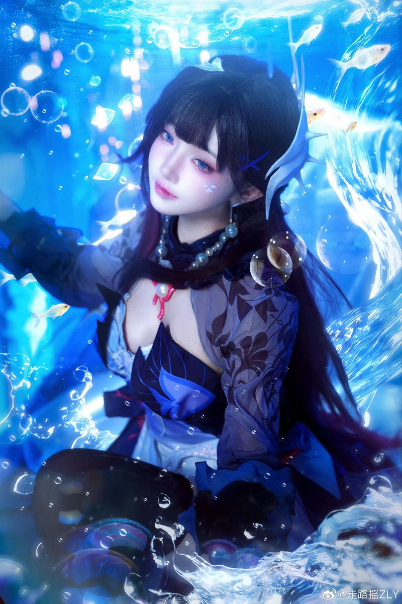 走路摇ZLY tweet media