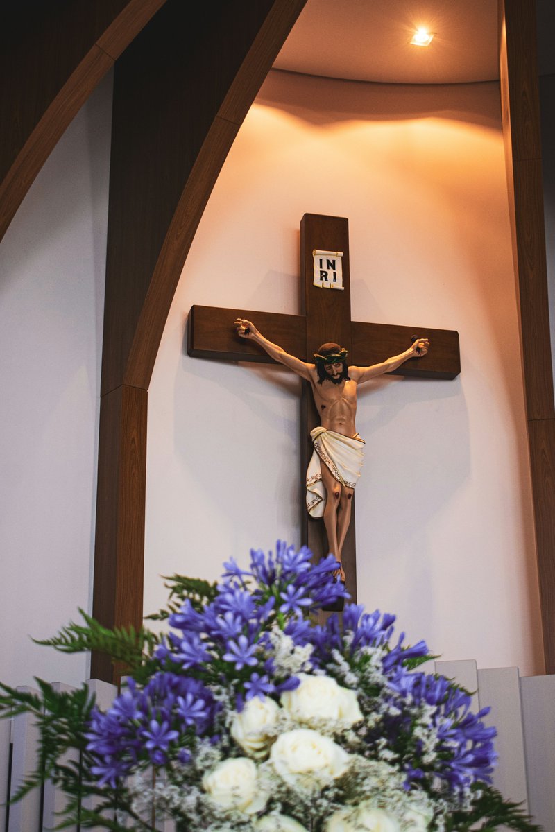 Pray The Rosary tweet media