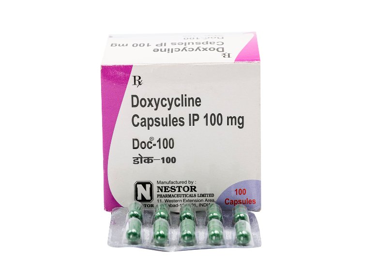 Doctors_GUILD's tweet photo. Doctor… why is doxycycline often advised with a full glass of water and not just before lying down? 

What painful complication are doctors trying to prevent? https://t.co/dbVDFk4toq