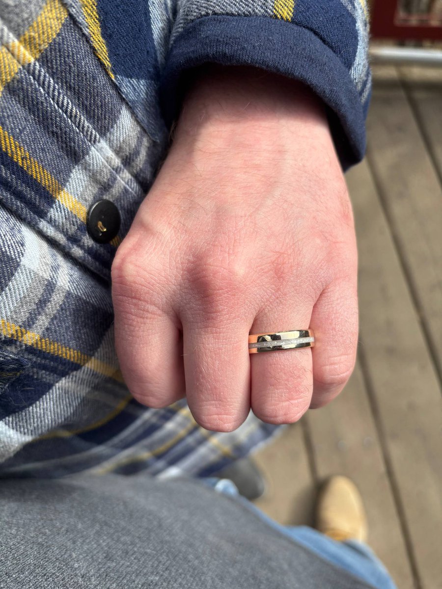 zen_greyson's tweet photo. Not to brag, but I'm engaged to my best friend =^-^= https://t.co/UjzNrhzu8t