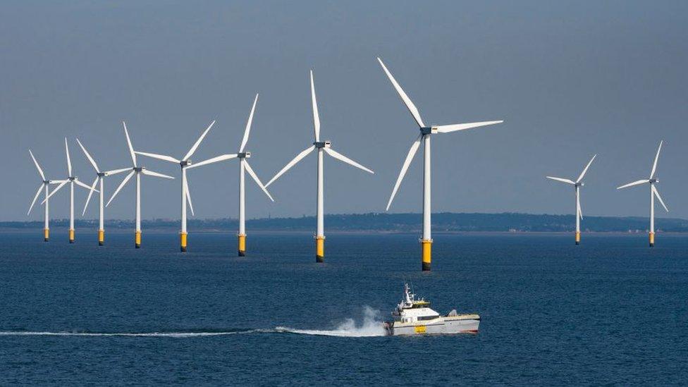 tailford's tweet photo. The U.K. has 3X more offshore #wind potential than the countries total #energy consumption levels. The 16.6GW of offshore wind capacity in operation is enough to power 16 million homes, and represents 20% of the entire globe's operational offshore wind footprint 💨👣 #windpower https://t.co/XXdF4IFtvh