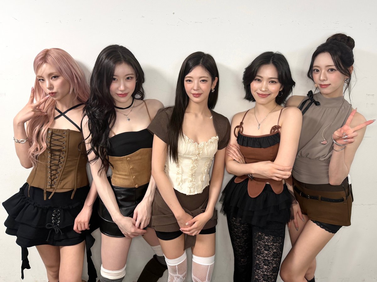 ITZY tweet media