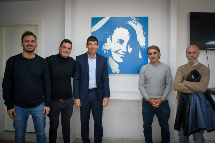 AgenciaComBA's tweet photo. 📌La Provincia expande su programa de formación junto a las universidades públicas

https://t.co/bnNVsAdhcL

@danimenendezok #ComBA @RosenMartinez #ArnaldoMedina @BAProvincia @larroqueandres #AndresLarroque @MinDesarrolloBA @UNAJ_oficial #RosendoMartínez #DanielMenéndez https://t.co/hNp8Fbi4uX
