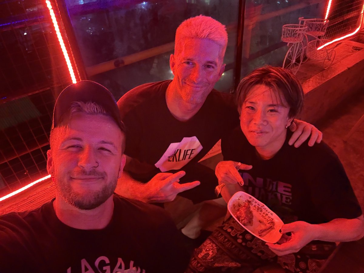 Chris Brookes クリス・ブルックス tweet media