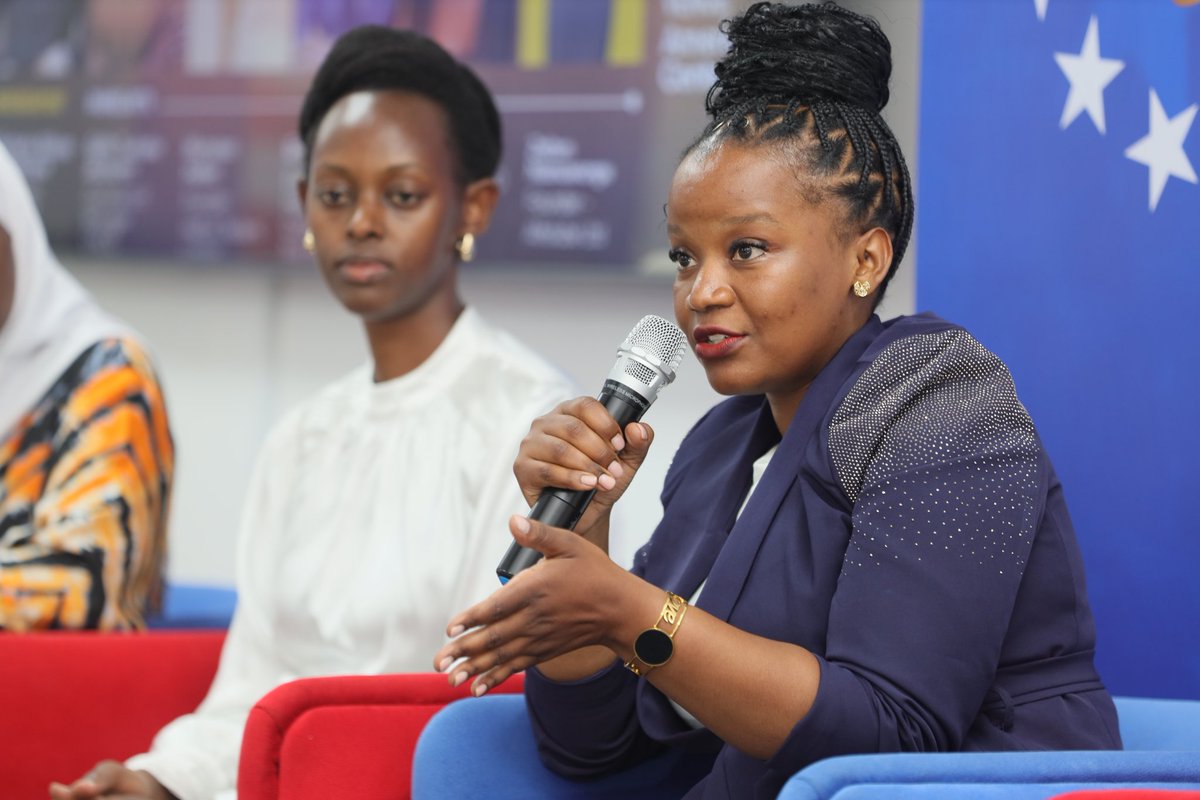 USAlumniUganda's tweet photo. @hellenmunyasa shared how she transitioned from wholesale textile trading into circular manufacturing and plastic recycling.

Her journey started from a real business problem: textile traders in Uganda were depending heavily on imported sewing threads, especially from China, which often meant waiting 40 to 60 days for supply. For traders, that delay meant lost customers, lost revenue, and unreliable business operations.

Hellen saw two opportunities at once: a strong local market demand for sewing threads and the availability of plastic waste as raw material.

She explained that Uganda generates over 600 tons of plastic waste every day, with a large percentage remaining uncollected. Instead of seeing plastic waste only as an environmental problem, she saw it as a business opportunity.

Today, her company is turning plastic waste into locally made sewing threads, working with over 110 wholesale textile traders and more than 140 women and youth waste pickers who supply raw material.

Her story proves that circular manufacturing is not just about sustainability. It is also about solving supply chain problems, creating jobs, supporting traders, and turning waste into economic value.