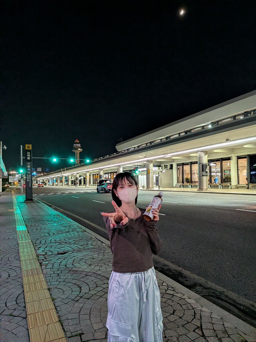 前田 佳織里 tweet media
