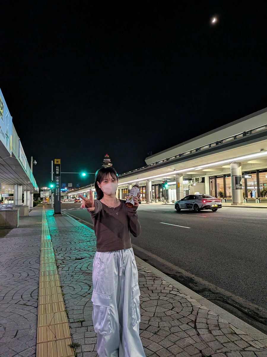 前田 佳織里 tweet media