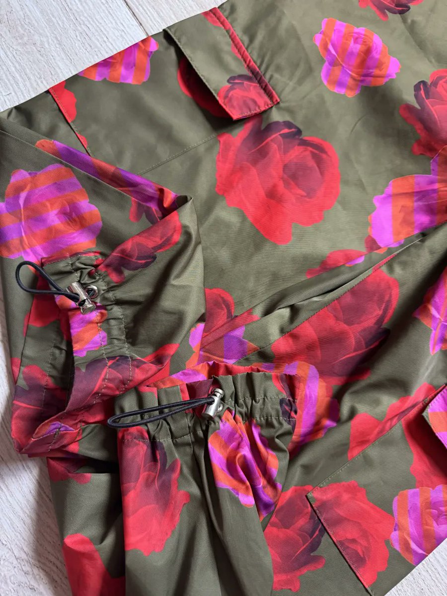 extra_finds's tweet photo. SE VENDEEE
Pantalón Jazmín Chebar
Talle S - $55.000
Estado: Muy bueno
Por @ soycris https://t.co/QuDgkEXN6A