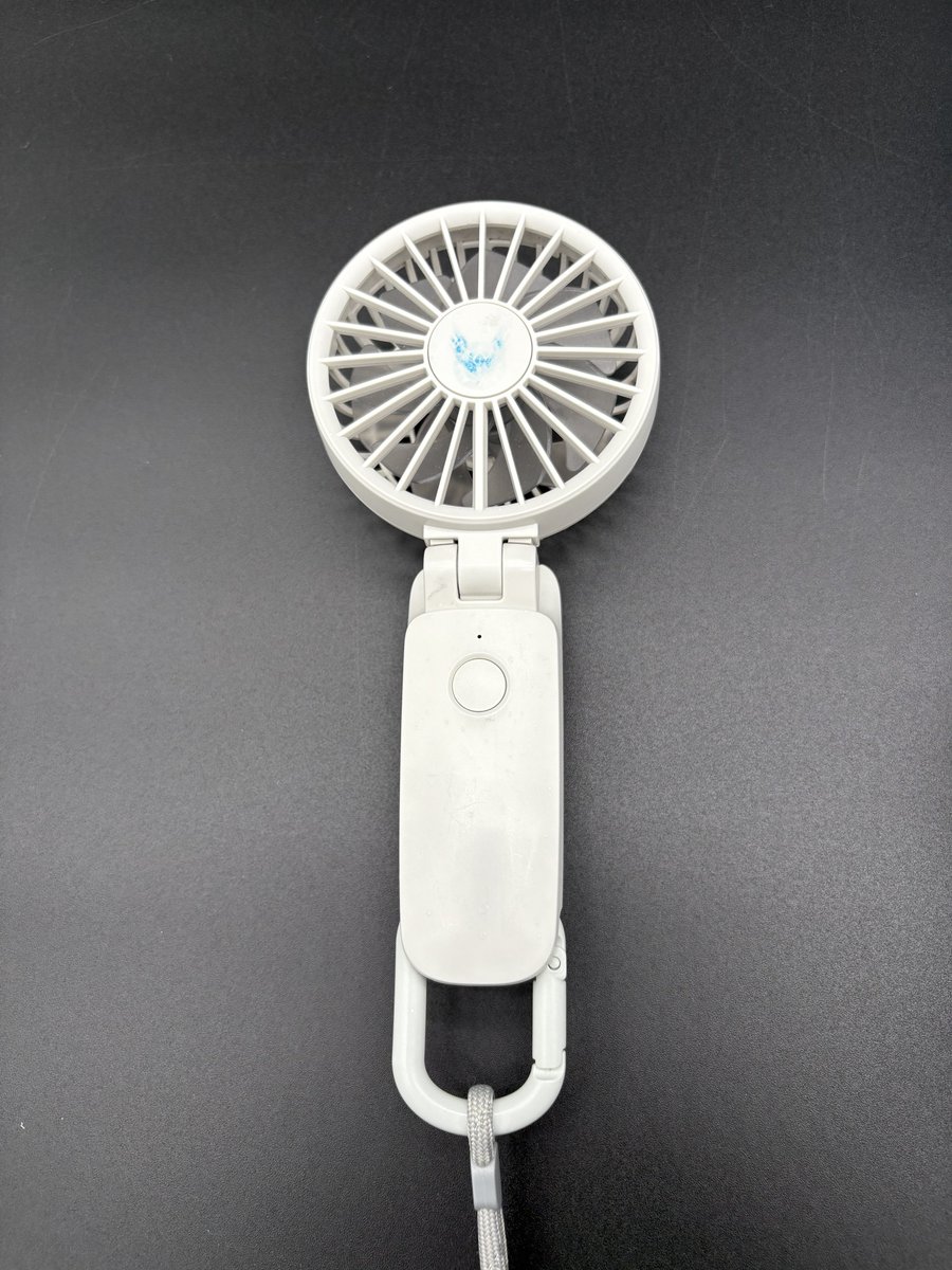 inakuro_2's tweet photo. 買おうかな。去年これ買ったはずなんだけど、無惨な今の姿見て…
次届いたらちゃんとトップコート吹こう… https://t.co/G8oUAvo7WR