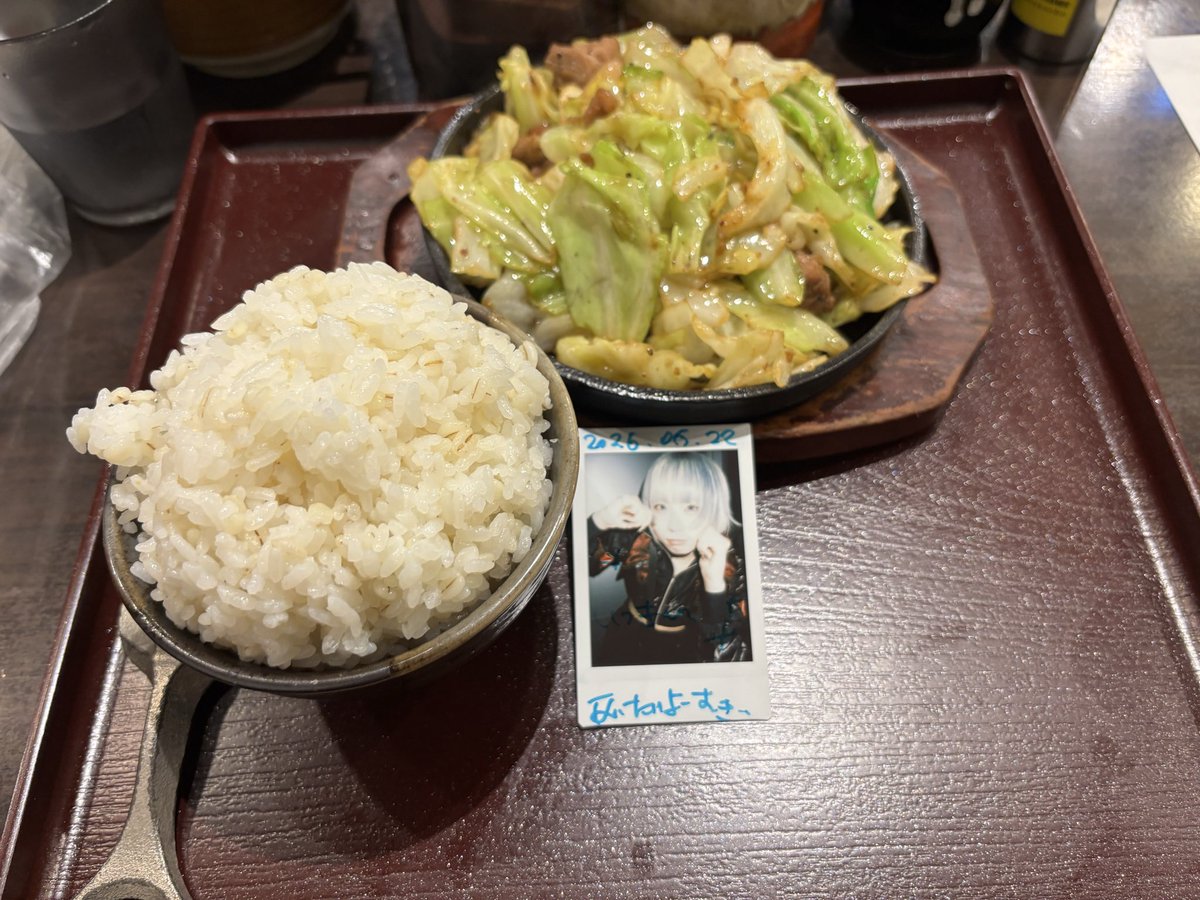 カニカマぎゅーたんしおにぎり tweet media