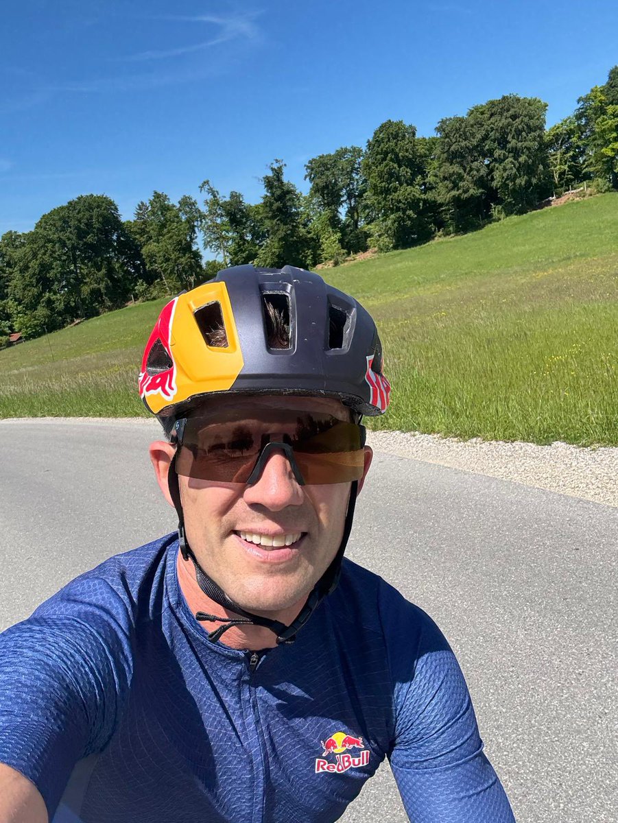 Sébastien Ogier tweet media