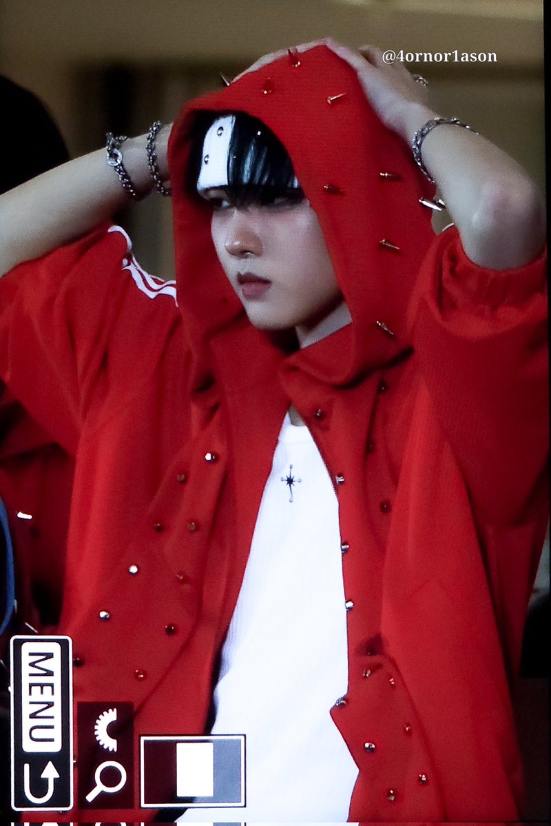 그 냥 tweet media
