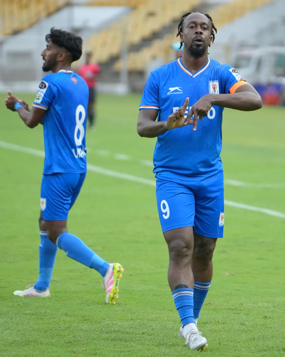 IndFtblLeague's tweet photo. 1โฃ-0โฃ @demposcofficial score!
Marcus Joseph is eyeing that Golden Boot as heads home his 9th goal of the season ๐ฅ
๐บ @ddsportschannel & @SonySportsNetwk
๐ป @WAVES_OTT & @SonyLIV
#StarCementIFL #IndianFootballLeague ๐ #IndianFootball โฝ #DEMSDEC https://t.co/vMsFD9gohl