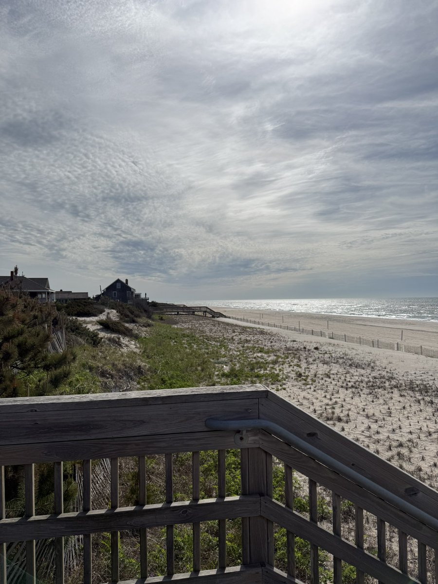 Luke_Castellano's tweet photo. Heaven on earth

Happy memorial day weekend from Fire Island, NY https://t.co/goRYBTgsJj