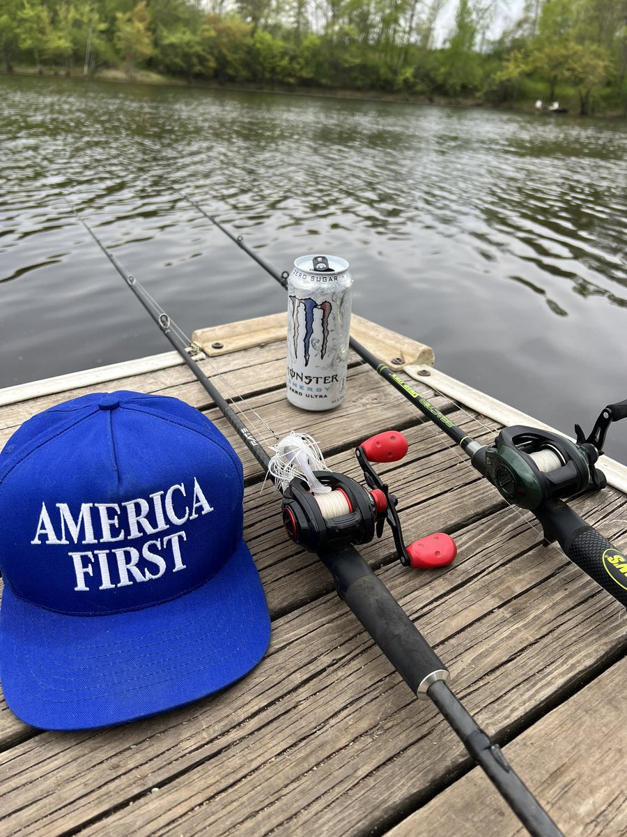 Fishing Groyper tweet media
