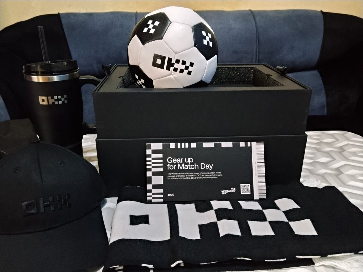 web3wiztron's tweet photo. → Unboxing the ultimate "Match Day" kit from @okxafrica! 📦

When the team said they drop the best merch in the space, they weren't playing. 

This package is an absolute masterclass in branding and premium quality.

-> Let’s break down everything inside this elite Web3 setup. 🧵👇
