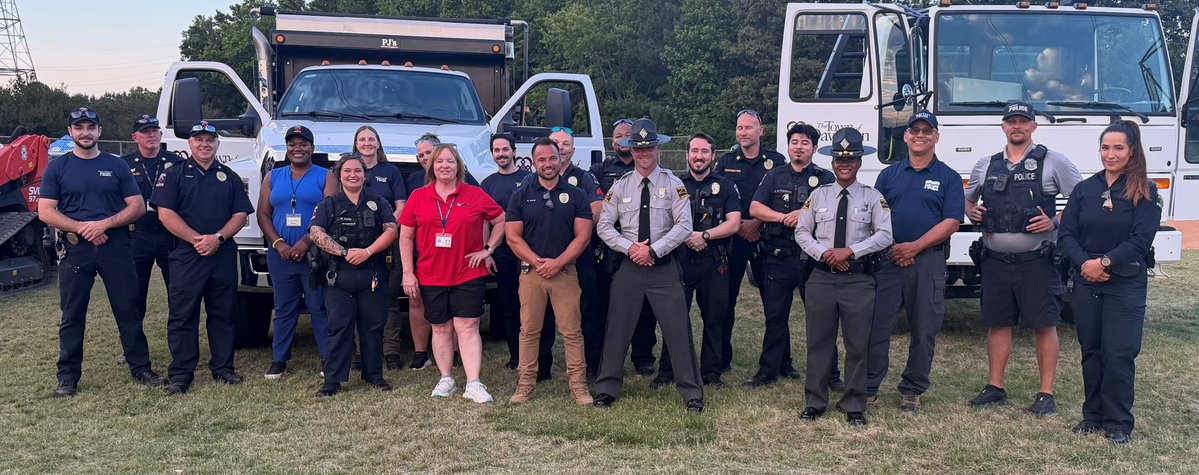 NCSHP's tweet photo. On May 19, troopers attended a family-friendly event featuring emergency vehicles, community engagement, and time with local first responders.

Thanks to @TownofDavidson for hosting, and to all partner agencies who joined in supporting the community! https://t.co/OGHxwNEj2W